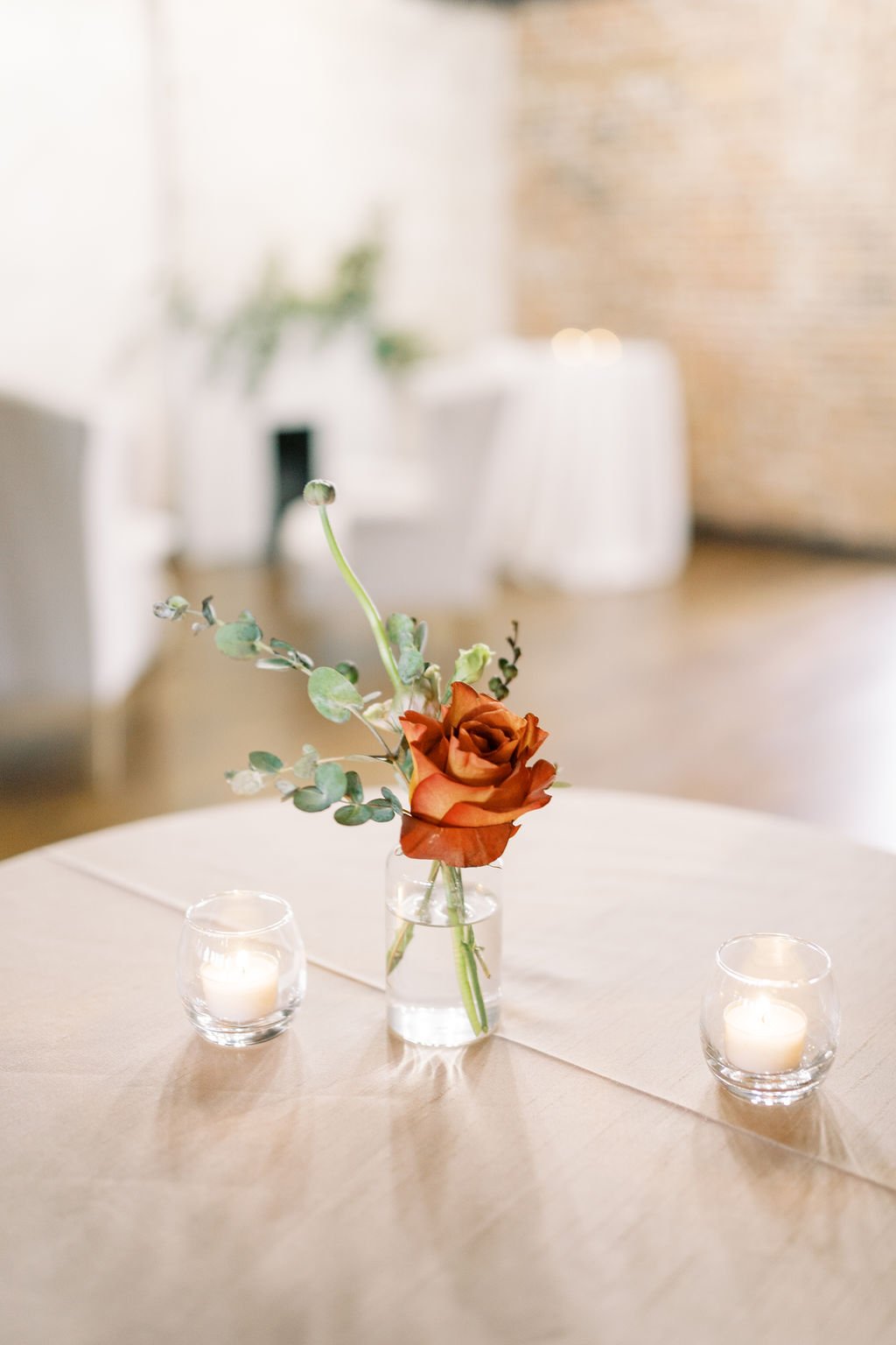 This romantic and organic wedding held at Clementine Hall was filled with fall textures in an autumnal color palette. Flowers included garden roses, dahlias, ranunculus and fall foliage. Floral Design by Rosemary and Finch in Nashville, TN.