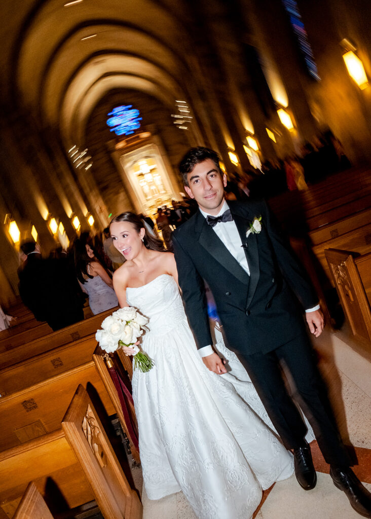 Editorial, modern bridal bouquet with white playa blanca and cloud garden roses and white peonies. Soft, romantic and timeless floral design for Atlanta wedding in Buckhead. Elegant, all-white wedding flowers in a luxury setting. Design by Rosemary & Finch Floral Design in Nashville, TN.